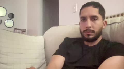 papicubano_guapo23cm online show from 04-19-26, 05:51