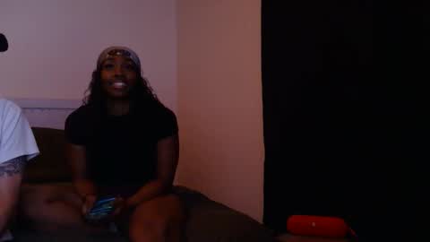 Snapshot of papidoesitbest505 chatting on 04-09-26, 06:41 Te and GhostFace online show from 04-09-26, 06:41