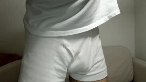 Snapshot of papijakey chatting on 01-02-25, 02:00 -- New Videos Down Below online show from 01-02-25, 02:00