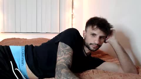 Snapshot of papijakey chatting on 01-06-25, 02:48 -- New Videos Down Below online show from 01-06-25, 02:48