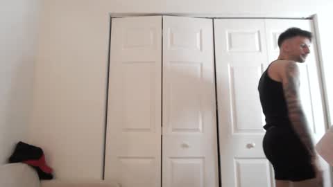 Snapshot of papijakey chatting on 02-15-25, 10:31 -- New Videos Down Below online show from 02-15-25, 10:31