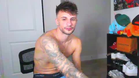 Snapshot of papijakey chatting on 10-03-25, 01:02 -- New Videos Down Below online show from 10-03-25, 01:02