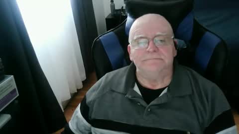 papilly online show from 03-26-26, 02:55