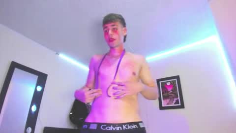 Snapshot of papinoha chatting on 11-03-25, 02:57 Noha online show from 11-03-25, 02:57