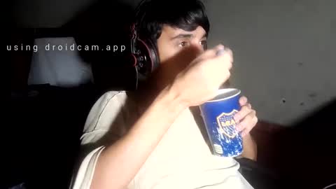 Lau online show from 03-10-25, 07:32