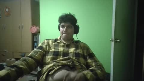 Snapshot of papitowilly999 chatting on 05-10-26, 11:54 Papito online show from 05-10-26, 11:54