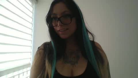 Snapshot of paprika_01sx chatting on 01-11-26, 02:00 paprika 01sx online show from 01-11-26, 02:00