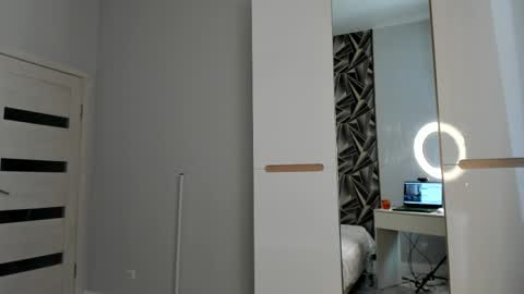 Melena online show from 04-22-26, 09:11