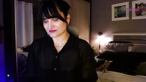 My alter ego Betinna Flowers - a tattooed Miss  -   Are you missing me come in here  -  online show from 06-28-26, 09:43