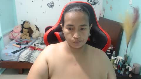 Snapshot of pareja_explosivasexx chatting on 02-19-25, 07:50 Luna online show from 02-19-25, 07:50