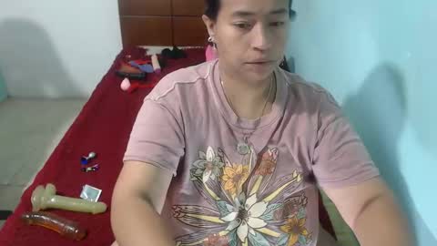 Snapshot of pareja_explosivasexx chatting on 12-02-25, 08:41 Luna online show from 12-02-25, 08:41