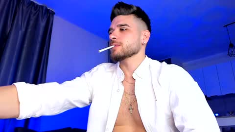 Snapshot of paris_lock chatting on 02-03-25, 09:50 Paris online show from 02-03-25, 09:50