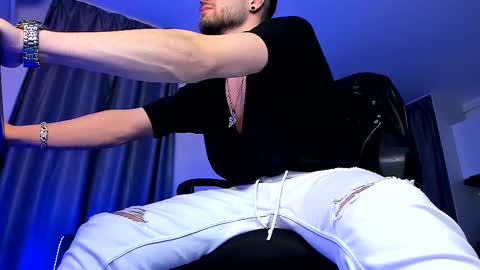 Snapshot of paris_lock chatting on 02-11-25, 10:50 Paris online show from 02-11-25, 10:50