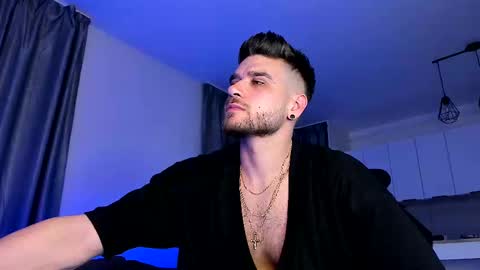 Snapshot of paris_lock chatting on 02-28-25, 07:56 Paris online show from 02-28-25, 07:56