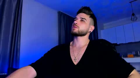 Snapshot of paris_lock chatting on 12-04-25, 09:34 Paris online show from 12-04-25, 09:34