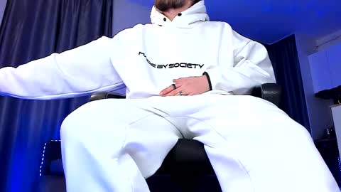 Snapshot of paris_lock chatting on 03-05-26, 09:22 Paris online show from 03-05-26, 09:22