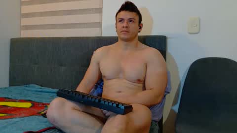 Snapshot of paris_mark chatting on 01-15-26, 04:17 Mark Paris online show from 01-15-26, 04:17