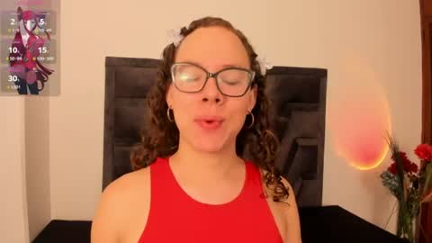 PARIS LOVE  online show from 07-09-26, 12:09