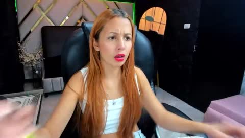 paris petit online show from 02-25-26, 07:23