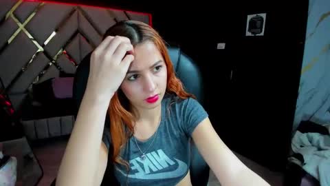 paris petit online show from 04-21-26, 08:55