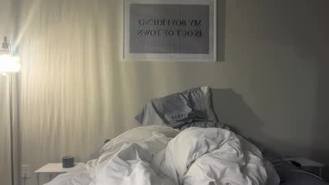 Paris online show from 03-16-26, 08:13