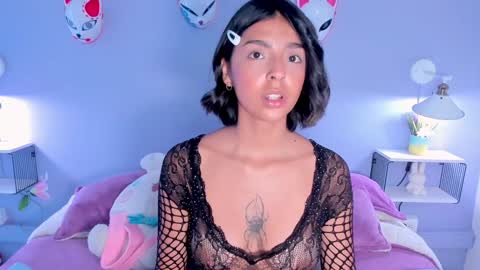 Snapshot of pariscotton chatting on 12-19-24, 11:50 Paris online show from 12-19-24, 11:50