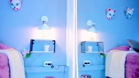 Snapshot of pariscotton chatting on 12-21-24, 08:54 Paris online show from 12-21-24, 08:54