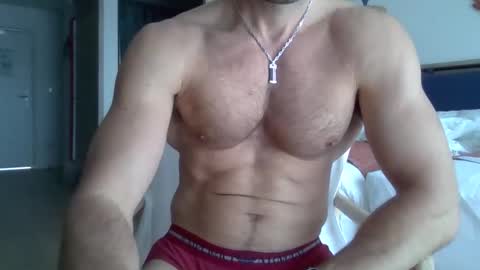 Porn Actor 21cm Hetero online show from 05-01-26, 08:19