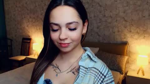 Snapshot of parislina chatting on 11-12-25, 06:52 Barbara online show from 11-12-25, 06:52