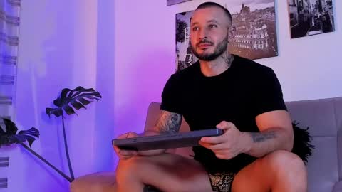 parker lavine online show from 05-01-26, 02:27
