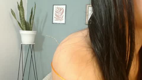Snapshot of parker_leex chatting on 06-10-26, 02:12 parker_leex online show from 06-10-26, 02:12