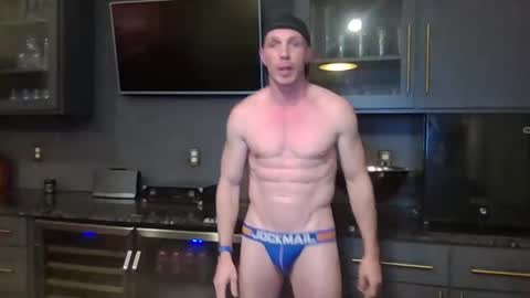 Snapshot of parkerflexes chatting on 01-14-26, 05:13 Parker online show from 01-14-26, 05:13