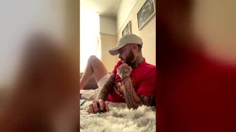 parkertom525 online show from 04-28-26, 04:56