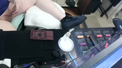 Bagels online show from 06-17-26, 05:10