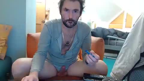 Snapshot of partytyp chatting on 12-07-24, 12:30 partytyp online show from 12-07-24, 12:30