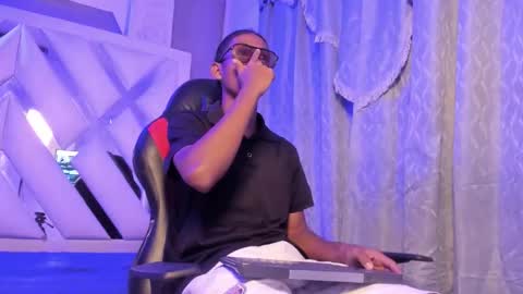 Snapshot of parzival_wt chatting on 02-28-26, 07:37 PARZIVAL online show from 02-28-26, 07:37