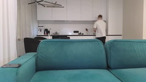 Pashka online show from 02-17-25, 08:19