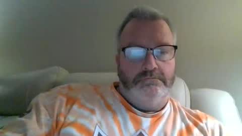 passporttraveler1 online show from 05-17-26, 01:47