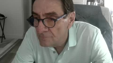 Snapshot of pastelito76 chatting on 02-23-26, 09:56 Bob online show from 02-23-26, 09:56