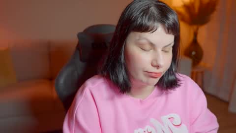 Snapshot of patricia_bennett chatting on 02-14-26, 07:10 Patricia online show from 02-14-26, 07:10