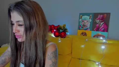 Snapshot of patricia_cox chatting on 12-15-24, 09:42 Patricia GMT2 Wed-Thu 5-11am Sat-Mon 5-11am online show from 12-15-24, 09:42