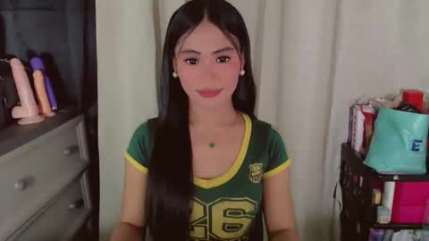 Snapshot of patricialovesyou chatting on 06-06-26, 01:16 PATRICIA online show from 06-06-26, 01:16