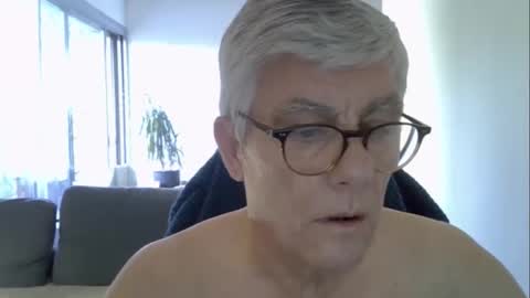 Snapshot of patrick5275 chatting on 05-28-26, 05:38 patrick5275 online show from 05-28-26, 05:38
