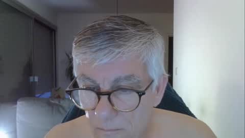 Snapshot of patrick5275 chatting on 06-02-26, 03:52 patrick5275 online show from 06-02-26, 03:52