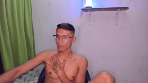 Snapshot of patrick_1_ chatting on 11-26-25, 03:29 EDUAR Independent model online show from 11-26-25, 03:29