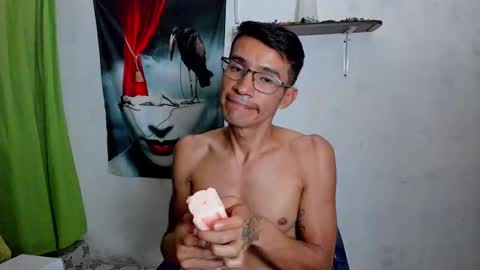 Snapshot of patrick_1_ chatting on 03-17-26, 01:54 EDUAR Independent model online show from 03-17-26, 01:54