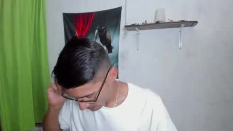 Snapshot of patrick_1_ chatting on 04-05-26, 08:06 EDUAR Independent model online show from 04-05-26, 08:06