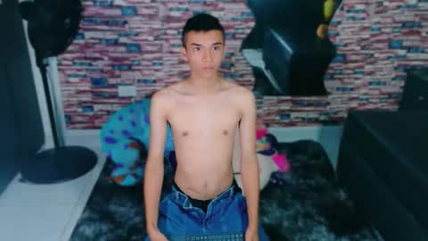 Snapshot of patrick_naughty1 chatting on 10-14-25, 08:26 patrick_naughty1 online show from 10-14-25, 08:26