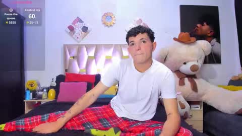 Snapshot of patrick_sanzzz chatting on 12-02-25, 06:47 Patrick online show from 12-02-25, 06:47