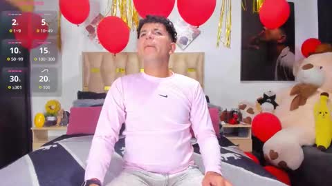 Snapshot of patrick_sanzzz chatting on 02-12-26, 01:00 Patrick online show from 02-12-26, 01:00